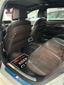 بي ام دبليو الفئة 7